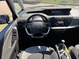 Citroën Grand C4 Picasso Citroën Grand C4 Picasso 1.2 Zwart 2016 7-Persoons Trekhaak - afbeelding nr 9