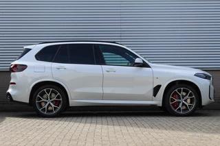 BMW X5 BMW X5 xDrive50e M-Sport | Panoramadak | H&K | Trekhaak | Comfortstoelen | Luchtvering | Glow - afbeelding nr 2
