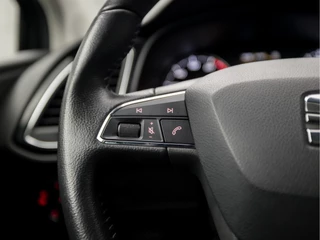 SEAT Leon (NAVIGATIE, CLIMATE, LEDER/ALCANTARA, GETINT GLAS, SPORTSTOELEN, LED KOPLAMPEN, ARMSTEUN, PARKEERSENSOREN, TREKHAAK, NIEUWE APK, NIEUWSTAAT) - afbeelding nr 17