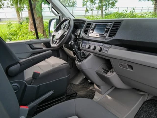 Volkswagen Crafter Volkswagen Crafter 35 2.0 TDI 141PK L3H3 Highline | TREKHAAK | CAMERA | CARPLAY | - afbeelding nr 4