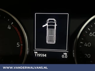 Volkswagen Crafter Volkswagen Crafter 2.0 TDI 141pk L3H3 L2H2 Euro6 Airco | Camera | Apple Carplay | Android Auto | Cruisecontrol Chauffeursstoel - afbeelding nr 17