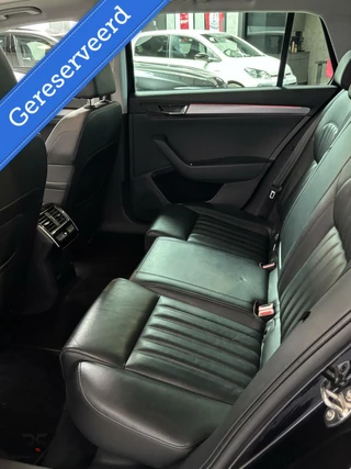 Škoda Superb Skoda Superb Combi 2.0 TDI 150 pk DSG Style Buss. | Navi | Pano | ACC | LED | Leder | Canton | 19