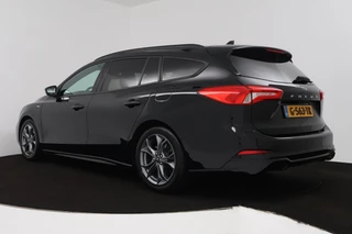 Ford Focus Ford Focus Wagon 1.5 EcoBoost ST Line Business (PARKEERSENSOREN, TREKHAAK, STOELVERWARMING, NAVIGATIE, NL-AUTO) - afbeelding nr 5