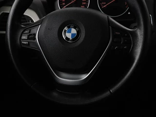 BMW 1 Serie BMW 1-serie 118i Executive | Full LED | Navigatie |  Climate control | Cruise control | Parkeerhulp | Bluetooth | Sportstuur - afbeelding nr 8