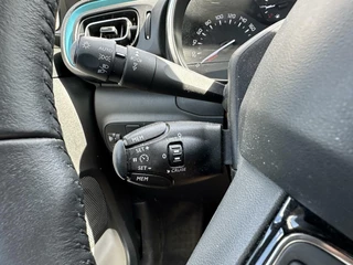Citroën C3 Citroen C3 1.2 PureTech Shine Navigatie Carplay Cruise Climate Stoelverwarming - afbeelding nr 12