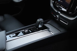 Volvo XC60 Pano/LED/ACC/Leder/Elek. sportstoelen+mem/Keyless/360Camera/HK/Virtual Cockpit/DAB+ - afbeelding nr 25
