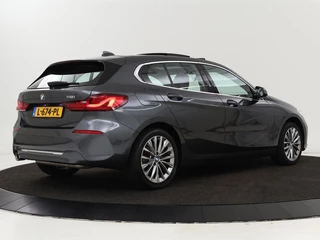 BMW 1 Serie BMW 1-serie 118i Business Edition | Luxury Line |  Panoramadak | Leder | Stoel & stuurverwarming | Camera | Carplay | Full LED | Live Cockpit | Navigatie | HiFi System | Parkeerhulp | Climate control - afbeelding nr 36