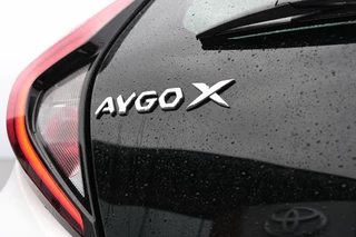 Toyota Aygo Toyota Aygo X 1.0 VVT-i MT 72PK Play | Apple CarPlay® & Android Auto™ | Airco - afbeelding nr 35