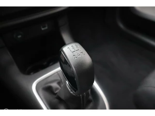 Citroën C3 Citroen C3 1.2 PureTech C-Series climate control | carplay navigatie | cruise control - afbeelding nr 32