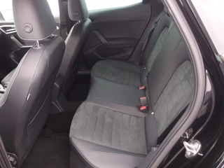 SEAT Ibiza SEAT Ibiza 1.0 TSI 110PK Xcellence AUTOMAAT / FULL LED / VIRTUAL / KEYLESS / STOELVERW / DAB+ / CARPLAY / LEDER-ALCANTARA - afbeelding nr 44