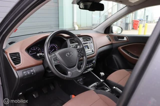 Hyundai i20 Hyundai i20 1.2 HP Business Edition / PDC / Climate Control - afbeelding nr 6