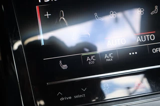 Audi e-tron Audi e-tron Sportback 55 quattro S Line | Geen import | Schuifdak | B&O | Camera | Com - afbeelding nr 32