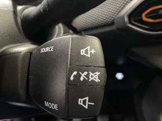 Dacia Sandero Stepway Dacia Sandero Stepway 1.0 TCe Comfort | Navigatie | Pack Assist | Pack Easy - afbeelding nr 22