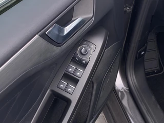 Ford Focus Ford Focus Wagon 1.0 EcoBoost Hybrid Titanium 125pk | SYNC 4 Navigatie | Full LED | Draadloos Apple Carplay/Android auto | 16 inch Lichtmetaal - afbeelding nr 22