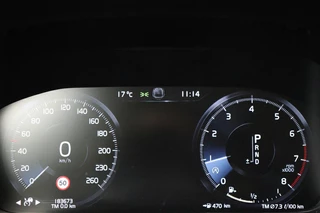 Volvo V60 Volvo V60 2.0 T4 Momentum Pro | Trekhaak | Adaptive cruise |  Stoelverwarming | Carplay | BLIS | Navigatie | Full LED | DAB | Half leder | Climate control - afbeelding nr 29