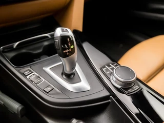 BMW 3 Serie BMW 3 Serie Gran Turismo 320i High Executive Sport 184Pk Automaat (GROOT NAVI, M STUUR, CLIMATE, COGNAC LEDER, STOELVERWARMING, SPORTSTOELEN, CRUISE, PARKEERSENSOREN, NIEUWE APK, NIEUWSTAAT) - afbeelding nr 11