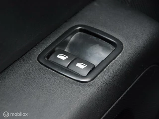 Citroën C3 Citroen C3  82 Feel Edition I Navi I Cruise I Airco I - afbeelding nr 21