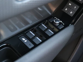 Land Rover Range Rover Velar Land Rover Range Rover Velar 2.0 P400e S I Leder I Meridian I Elektrische stoelverstelling - afbeelding nr 18