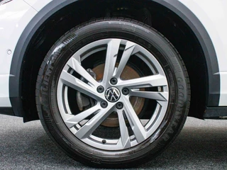 Volkswagen T-Roc Volkswagen T-Roc 1.5 TSI R-Line | DSG | PDC | Stoelverwarming | Carplay | Camera - afbeelding nr 7