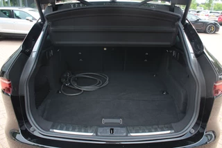 Jaguar F-PACE Jaguar F-PACE 2.0 P400e PHEV R-Dynamic S / 360Camera / Leder / Virtual Cockpit / 19'' / Blackpack / DAB / Stoelverwarming / Cruise Control - afbeelding nr 16