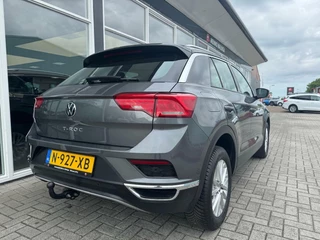 Volkswagen T-Roc Volkswagen T-Roc 1.0 TSI Style | Adaptive Cruise Control | Climate Control | Navi | PDC | Trekhaak | Apple Carplay/Android Auto | - afbeelding nr 25