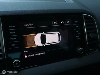 Škoda Karoq Skoda Karoq TSI 116 PK DSG7/AUTOMAAT Navigatie Camera Trekhaak Pdc V+A Carplay - afbeelding nr 16
