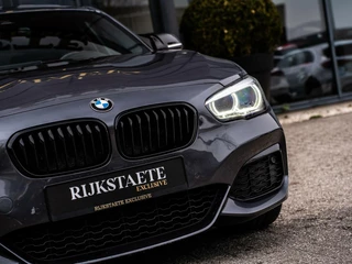 BMW 1 Serie BMW 1-serie M140i xDrive High Executive|H&K|REMUS|19'' - afbeelding nr 44