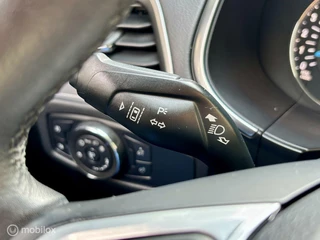 Ford S-Max Ford S-Max 1.5 Titanium. NAVI, CRUISE, CLIMA, STOELVERWARMING. - afbeelding nr 19
