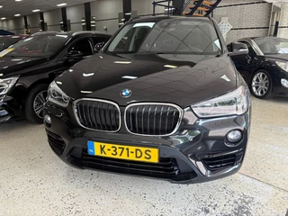 BMW X1 BMW X1 18I HIGH EXEC. / Climatronic / Cruise / Afn.Trekh. / Navi / Camera - afbeelding nr 4