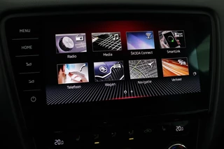 Škoda Octavia Skoda Octavia 1.0 TSI Style | Panoramadak | Stoelverwarming |  Adaptive cruise | Trekhaak | Carplay | Climate control | Sportstoelen - afbeelding nr 23