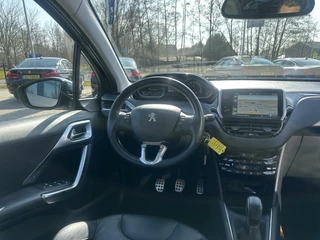 Peugeot 208 Peugeot 208 1.2 PureTech Première | Carplay | Pano | Clima - afbeelding nr 4