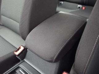 Volkswagen Golf NAVI / CLIMA / PDC / BLUETOOTH / CRUISE / DAB+ / NL-AUTO - afbeelding nr 28