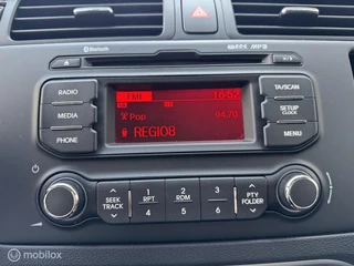 Kia Rio Kia Rio 1.2 CVVT BusinessLine | Airco | Trekhaak | Cruise | - afbeelding nr 17