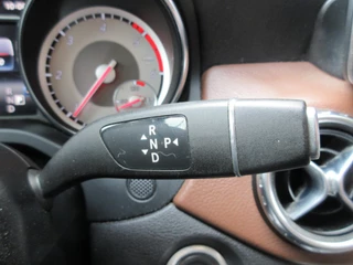 Mercedes-Benz GLA Mercedes-Benz GLA-klasse 180 d Automaat Leer Navi Clima Pano - afbeelding nr 20