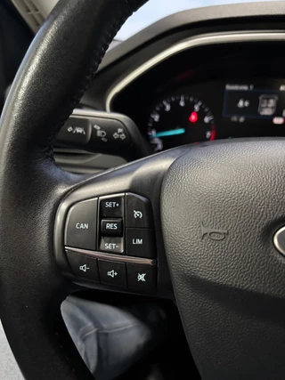 Ford Focus Ford Focus Wagon 1.0 EcoBoost Trend Edition Business Navi | Airco | Cruise | PDC | Trekhaak - afbeelding nr 27