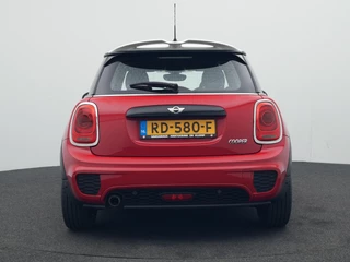 MINI Cooper Mini Mini 1.5 Cooper Chili Serious Business | John Cooper Works Chili Pakket | Keyless Entry | lederen bekleding | Navigatie | Parkeersensoren | verwarmde voorstoelen - afbeelding nr 4