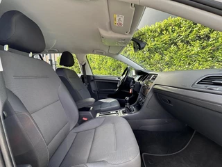 Volkswagen Golf Volkswagen Golf 1.4 TSI Highline Business R, NAVI, R-LINE CRUISE, ECC-AIRCO, CARPLAY, DYNAMISCH LED, PARKEERSENSOREN, LICHTMETAAL 17 - afbeelding nr 8