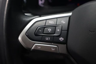 Volkswagen Transporter Volkswagen Transporter 2.0 TDI L2H1 Bulli 204PK Automaat | 15dkm NAP | Carplay - afbeelding nr 15