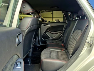 Mercedes-Benz B-Klasse Mercedes B-klasse 180 AMG-Line Night Automaat 1e Eig |Leer/Alc - afbeelding nr 5