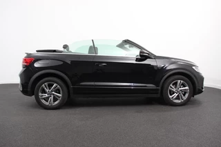 Volkswagen T-Roc Volkswagen T-Roc Cabrio 1.5 TSI 150pk DSG R-Line | Navigatie | Apple Carpaly/Android Auto | Parkeersensoren | Camera | Adaptive Cruise Control | Stoelverwarming | Climate Control - afbeelding nr 9