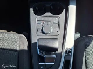 Audi A4 AUDI A4 LIMOUSINE 2.0 TFSI ULTRA PRO LINE / Climate / Cruise / - afbeelding nr 18