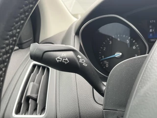 Ford Focus Ford Focus 1.5 Ecoboost Titanium 150pk Automaat | Trekhaak | Navigatie | Voorruit verwarming | 17 inch velg | Climate control - afbeelding nr 26