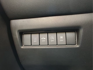 Suzuki Swift Suzuki Swift 1.2 STIJL SMART HYBRID Clima | Keyless | Stoelverwarming - afbeelding nr 26