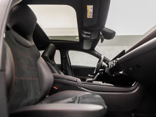 Mercedes-Benz A-Klasse (SCHUIFDAK, GROOT NAVI, LEDER/ALCANTARA, STOELVERWARMING, WIDESCREEN, SPORTSTOELEN, CAMERA, GETINT GLAS, NIEUWSTAAT) - afbeelding nr 8