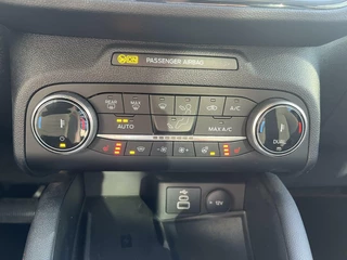 Ford Kuga Ford Kuga 2.5 PHEV ST-Line X 225PK Black Edition Adaptieve Cruise Winterpack Camera Blind-Spot Navi Climate B&O Full LED Keyless 20