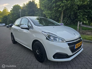 Peugeot 208 Peugeot 208 1.2 PureTech Allure Nieuwe APK - afbeelding nr 3