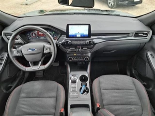 Ford Kuga Ford Kuga 2.5 PHEV ST-Line 225pk | Driver Assistance Pack | Winterpack | Privacy Glass | All Weather Banden - afbeelding nr 12
