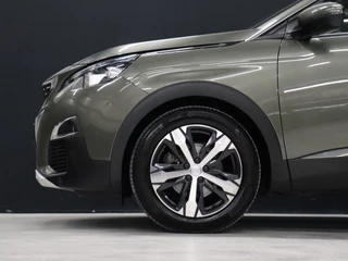 Peugeot 5008 Peugeot 5008 1.2 PureTech Allure 7-Pers 7P [APPLE CARPLAY, ANDROID, CAMERA, HILL DESCENT, OFFROAD MODES, STOELVERWARMING, CRUISE, NAVI, NIEUWSTAAT] - afbeelding nr 3