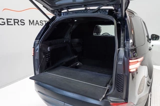 Land Rover Discovery Land Rover Discovery 5 HSE 3,0 TDV6 259 pk diesel Grijs Kenteken, Luchtvering, Meridian Audio ,( Incl.a.bank en ramen) - afbeelding nr 33