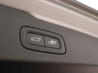Volvo V60 Volvo V60 T6 PLUG-IN HYBRID ULTRA DARK SCHUIFDAK FULL-LED HEAD-UP DISPLAY - afbeelding nr 42